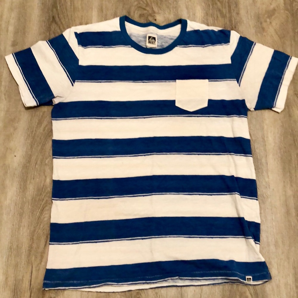 Reef casual tee shirt